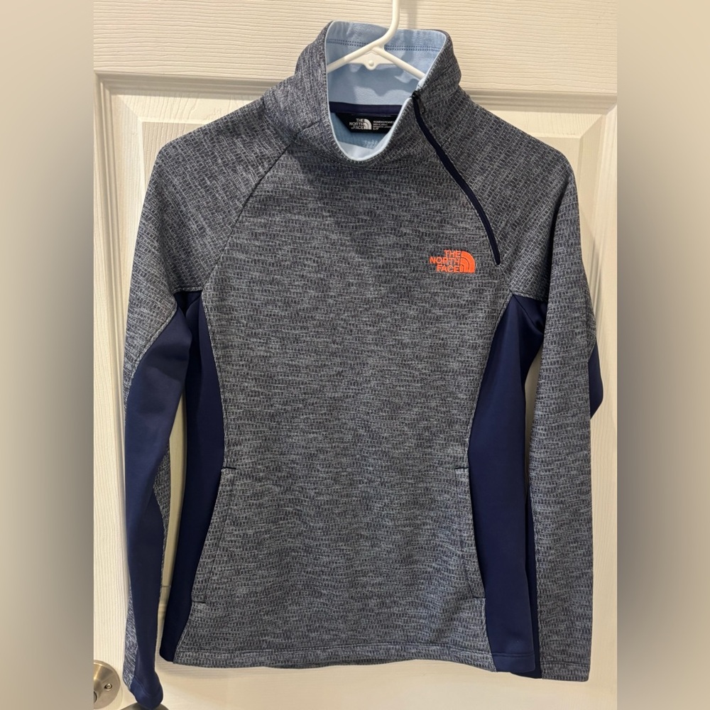 The North Face‎ Blue Pullover Sweatshirt
